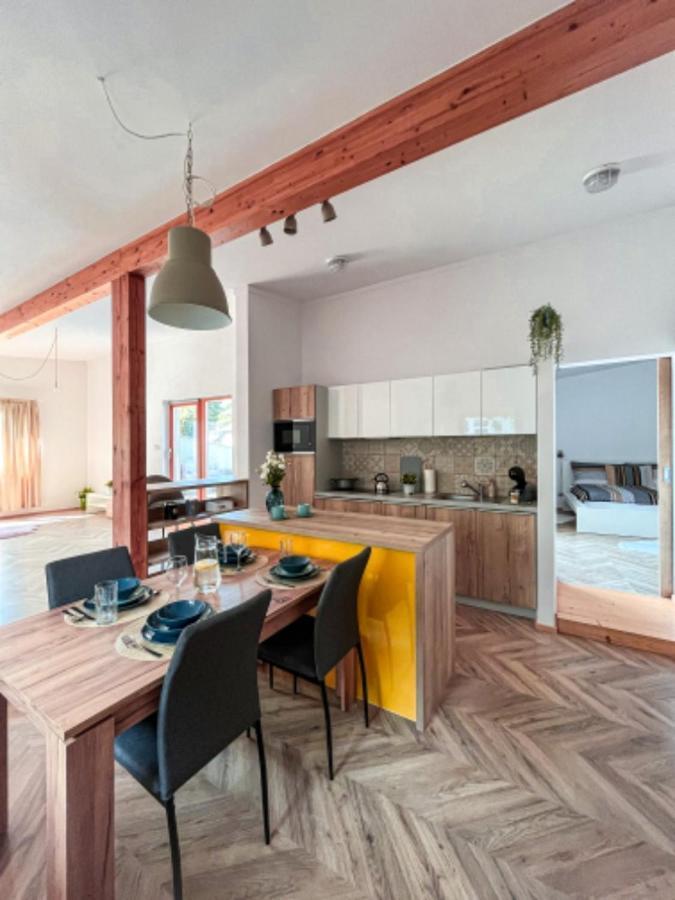 Apartman Niklan Рожнов-под-Радгоштем Экстерьер фото